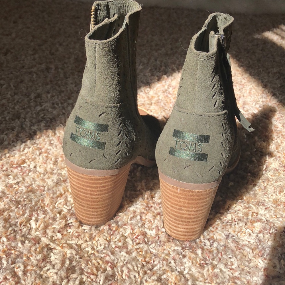 Booties - Picture 3 of 5